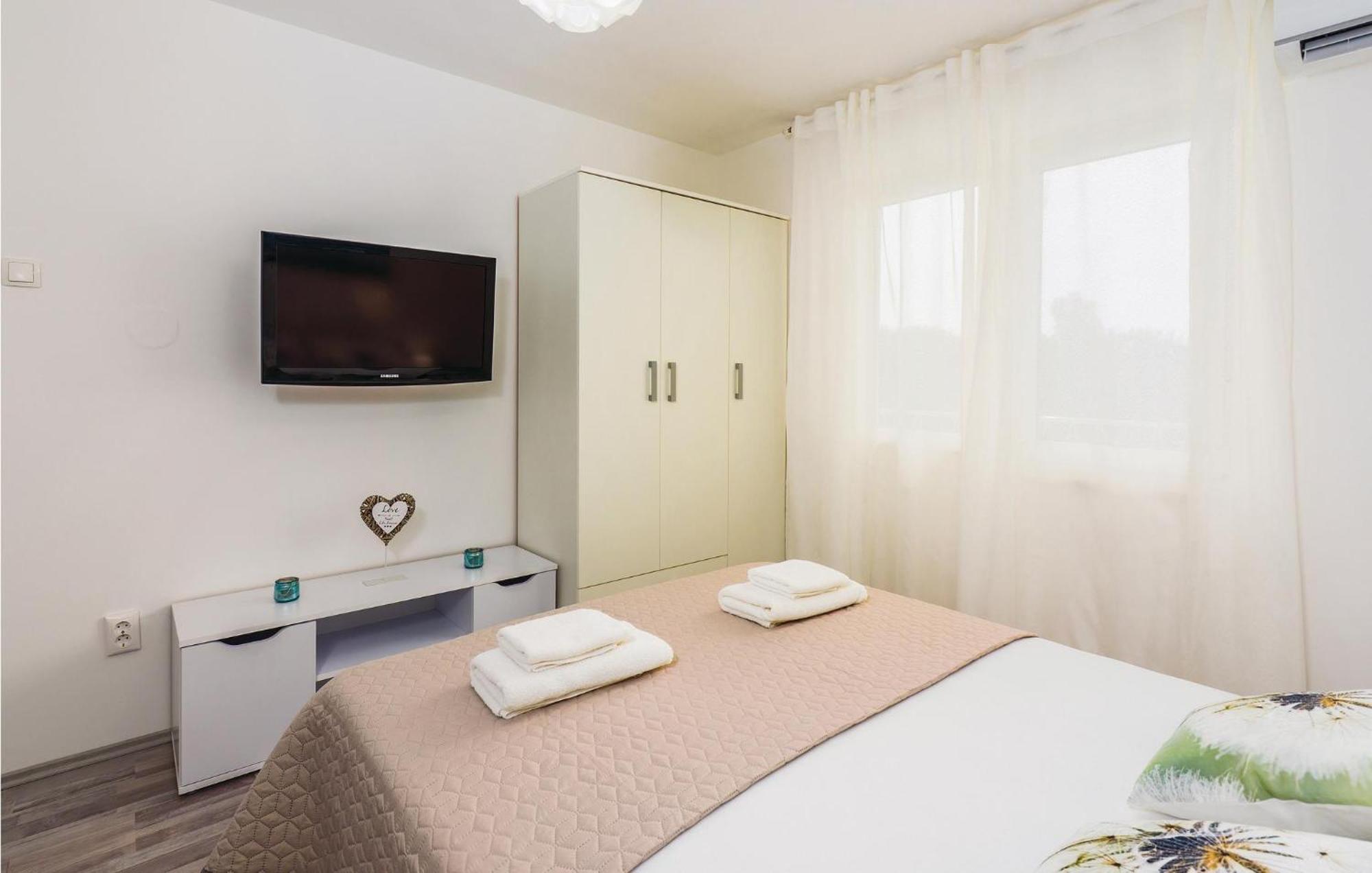 1 Bedroom Gorgeous Apartment In Opatija Exterior photo