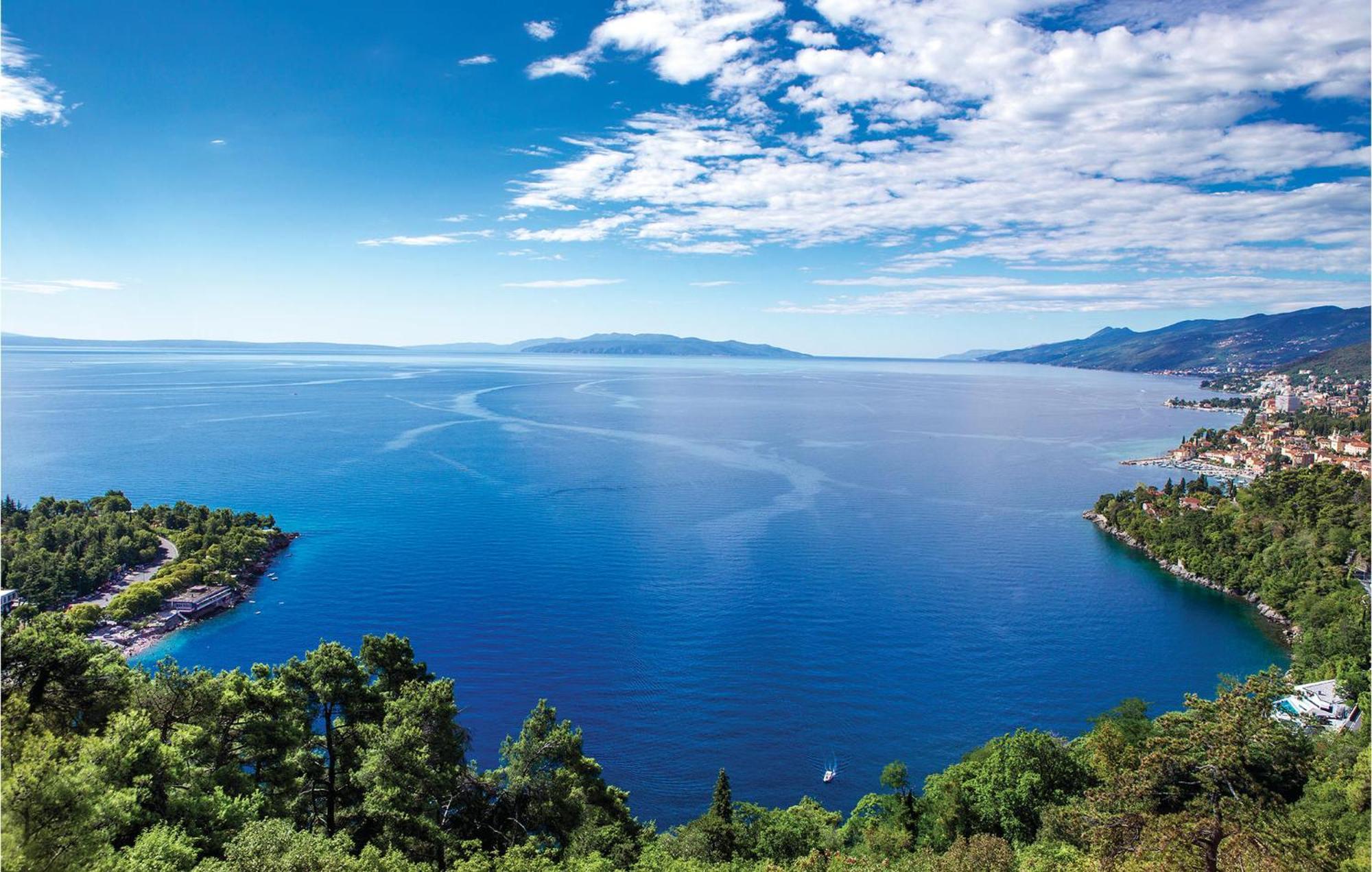 1 Bedroom Gorgeous Apartment In Opatija Exterior photo